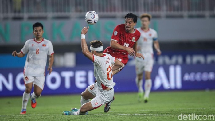 Timnas Indonesia Menang Tipis Lawan Vietnam di Laga Uji Coba