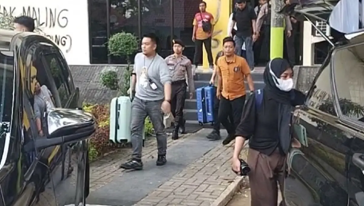 KPK Geledah Unsoed, Dokumen dan Barang Bukti Elektronik Disita